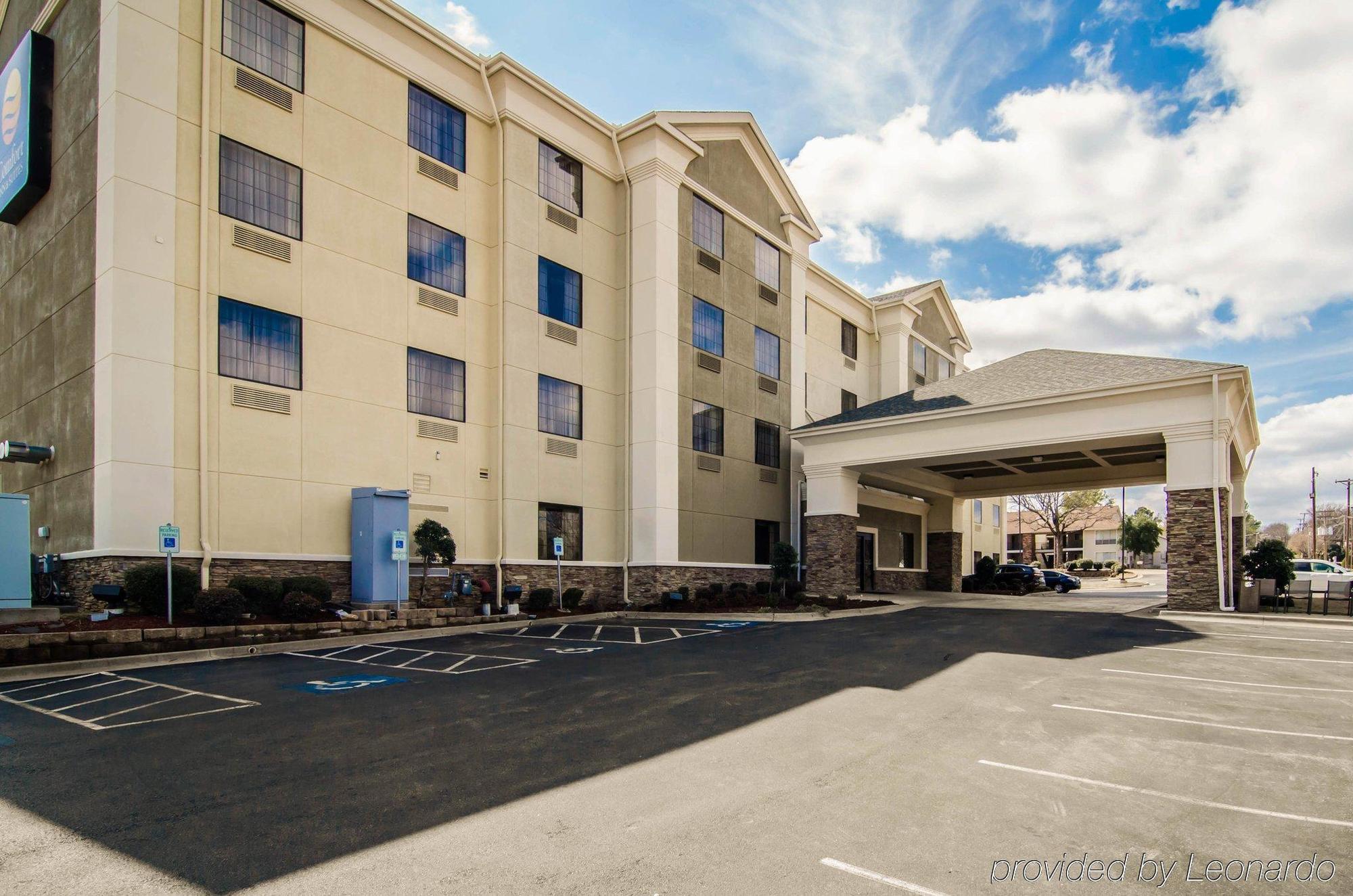 Comfort & Mccain Mall Hotel 3*